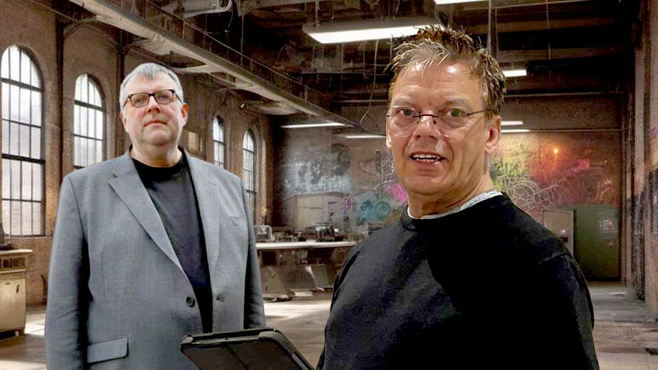 Writers Adrian Reynolds and Paul Fillingham in David Lovelace's research lab at Valley Mills